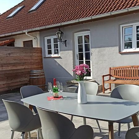 Pappelhof - Doppelhaushälfte mit Garten in Grömitz Exterior foto